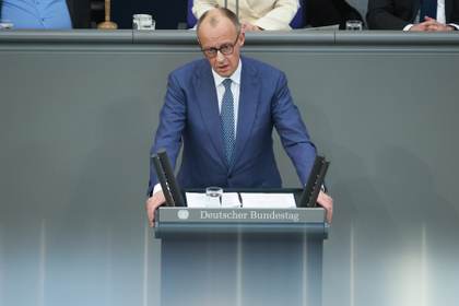 Merz: No podemos ceder ante Hungría, debemos entregar ya a Ucrania el préstamo