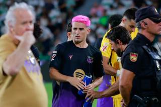Gavi sigue sin entrenarse en la última sesión antes de la visita del Rayo