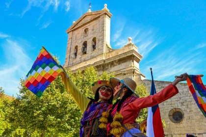 De los Andes a la Patagonia, de Sicilia a Polonia: el mundo baila estos días en España