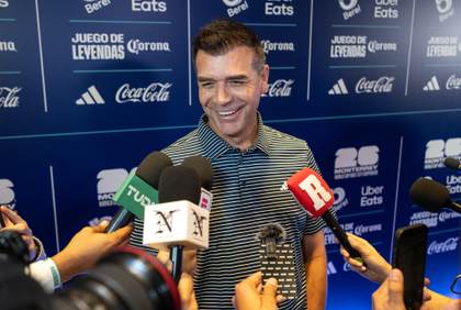 Jared Borgetti, un goleador con maña de oso pardo