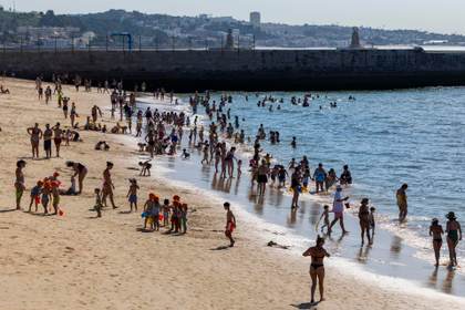 Portugal activa la alerta roja en Lisboa y Setúbal ante ola de calor con hasta 43 grados