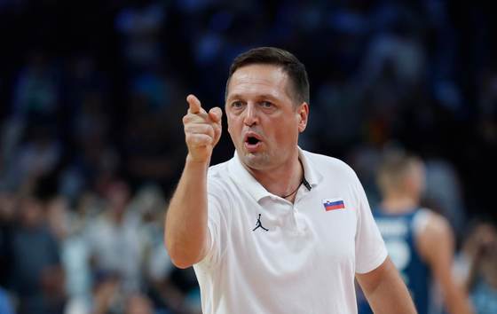 El Dubai Basketball ficha a Aleksander Sekulic tras la destitución de Jurica Golemac