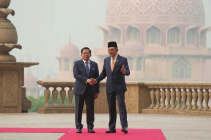 Malasia promete hacer "todo" para que Birmania sea acogida "sin prejuicios" en la ASEAN