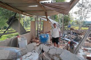 Habitantes de frontera colombo-ecuatoriana denuncian abusos y temen operaciones militares