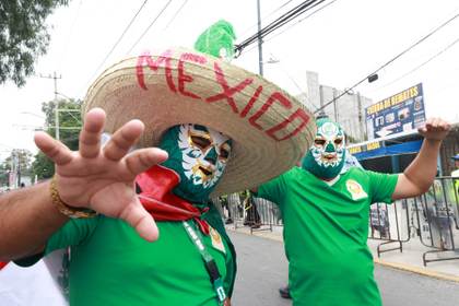México se pregunta ¿y si sí? entre fiesta y vigilancia previo a partido contra Inglaterrra