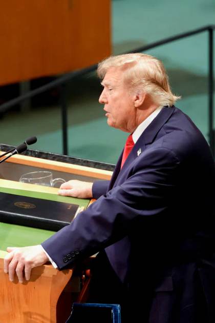 Trump asegura que deberá tomar una decisión: llegar a un acuerdo o "aniquilar" a Irán