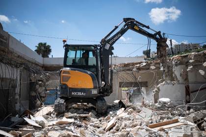 Israel acelera la demolición de casas palestinas en Jerusalén Este para construir jardines