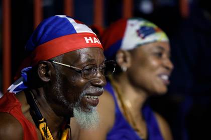 Los haitianos lamentan derrota de su equipo ante el Brasil de sus sueños