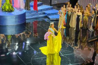 La estadounidense Lo Colby gana el mayor certamen de belleza para mujeres transgénero