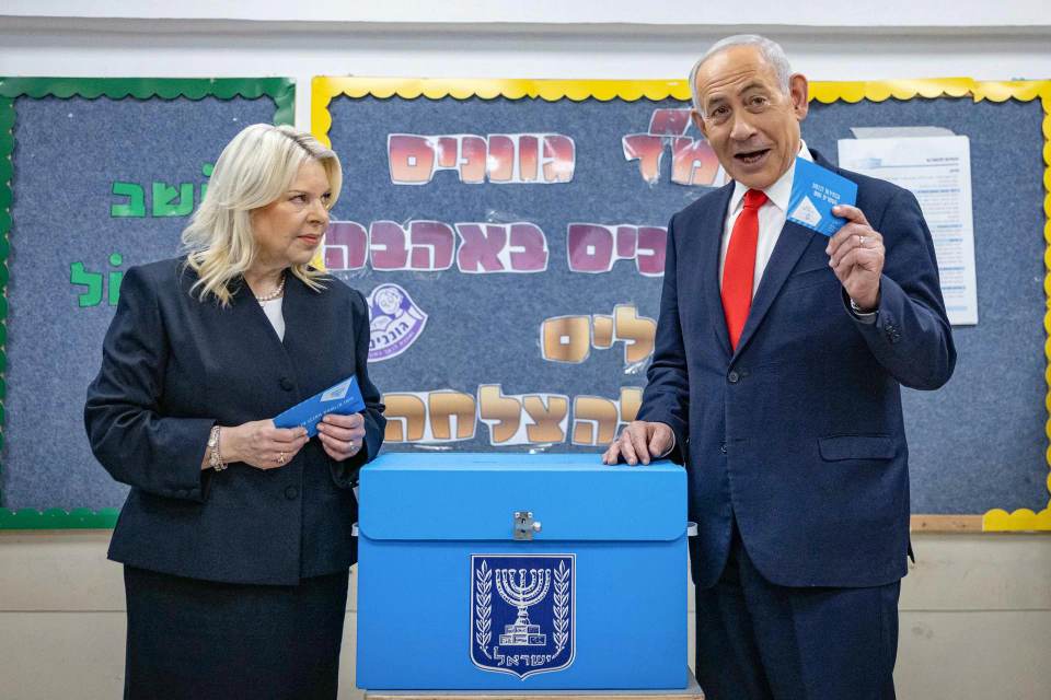 Netanyahu deposita su voto en Jerusalén y anima a los israelíes a acudir a las urnas