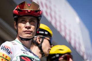 Vingegaard impone su jerarquía en la Volta