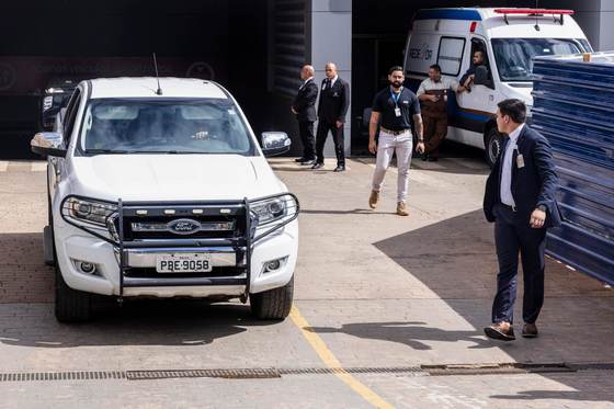 Bolsonaro recibe el alta tras dos semanas hospitalizado y pasa a prisión domiciliaria