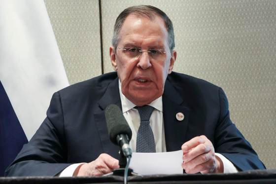 Lavrov dice que EE.UU. aplica con Irán el mismo guion usado contra Maduro por el petróleo