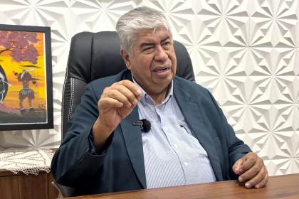 Pensar en guaraní, rendir en castellano: ¿Lastró el bilingüismo a Paraguay en PISA?