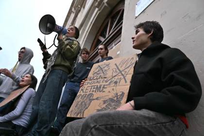 Protesta estudiantil gala vive nueva jornada de manifestaciones en aparente desaceleración