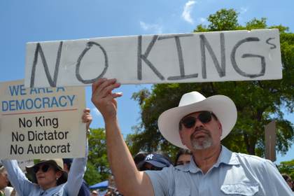 Unas ocho millones de personas en EE.UU. participaron en las marchas anti-Trump 'No Kings'