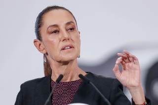 Informe de ONG critica gestión de Sheinbaum en 2025 y alerta de "retroceso"