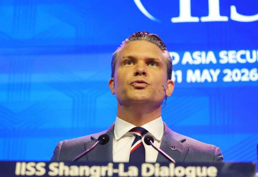 EE.UU. se modera con China, la OTAN responde a Hegseth y Japón se refuerza en el Sangri-La