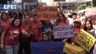 Chavismo dice que garantiza la paz en marcha por aniversario de ley de consejos comunales