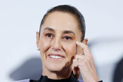 Sheinbaum celebra aprobación de “plan B” electoral en Senado mexicano