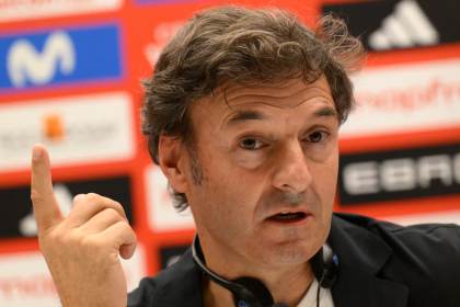 Santi Denia: “Mi país ahora es la República Checa y por qué no ganar a España”
