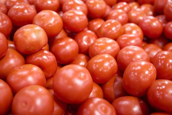 México afirma que la cuota de Estados Unidos al tomate elevó los precios en ese país