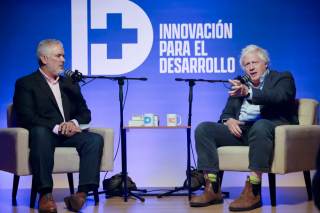 Duque califica como positivo el primer mes de De la Espriella en el Gobierno de Colombia