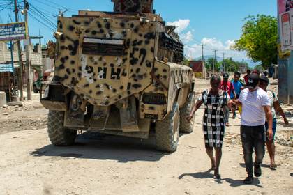 Más de ochenta muertos en cinco días dejan choques entre pandillas en Haití, dicen ONG
