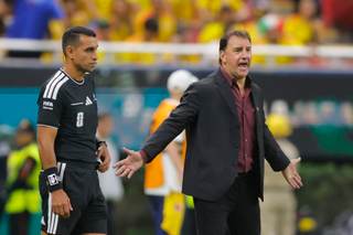 Néstor Lorenzo destaca el crecimiento de Colombia en la Copa Mundial