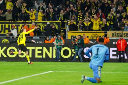 1-0. Beier pone líder al Dortmund