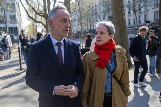 Emmanuel Grégoire logra mantener París en manos socialistas, según primeras estimaciones