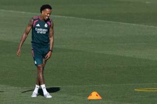Militao, trabajo específico para acelerar en su recuperación