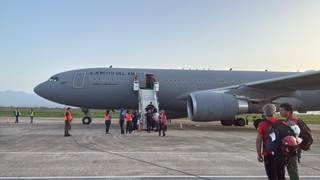 Aterriza en Venezuela el avión militar español con unidades de rescate y emergencia