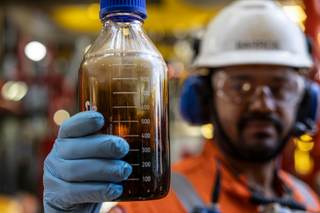 La producción petrolera de Latinoamérica y el Caribe subió un 11 % interanual en enero
