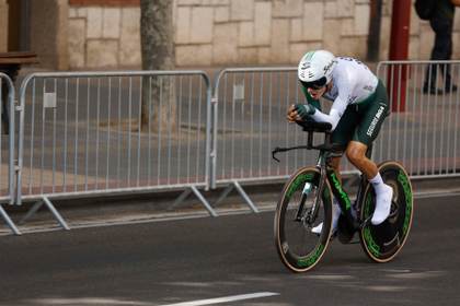 El ciclista Guardeño, hospitalizado tras colisionar con un coche mientras entrenaba