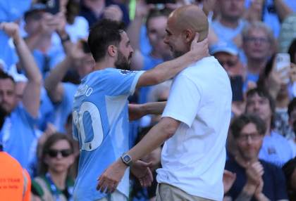 1-2. Gloria a Pep, y a Bernardo y a Stones