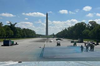 Avanzan obras de emblemático estanque reflectante de Washington que Trump ordenó remodelar