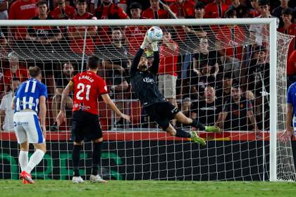 Mendizorroza se prepara para vivir un duelo clave en la zona baja