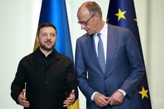 Zelenski dice que cooperará con sus socios para fabricar misiles antibalísticos en Europa