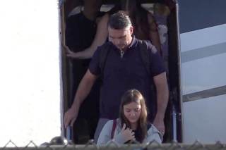 Flávio Bolsonaro llega a Miami (EE.UU.) tras huir de Brasil después de perder las elecciones