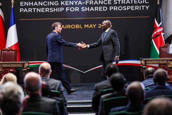 Macron: África y Europa comparten la "batalla común" de lograr una "autonomía estratégica"