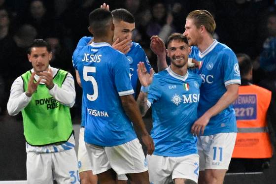 1-0. El Nápoles no se rinde y mira hacia el 'Scudetto'