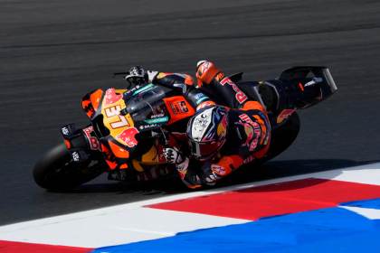 Pedro Acosta enseña las 'cartas' de KTM en Spielberg