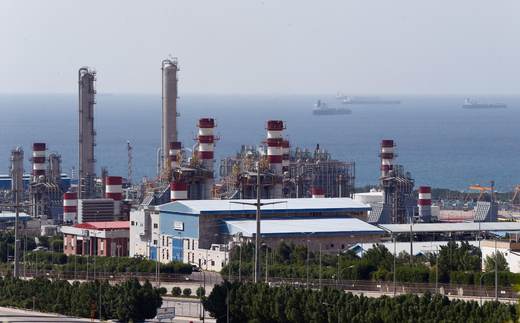 Irán advierte de un “efecto dominó de fuego” tras los ataques a sus plantas petroquímicas