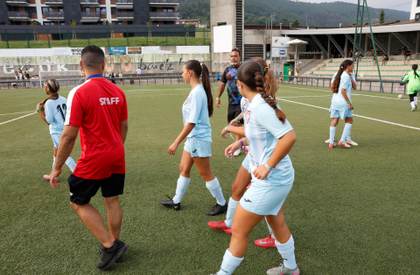 CF Tramontana, las chicas gitanas que golean prejuicios en cada partido