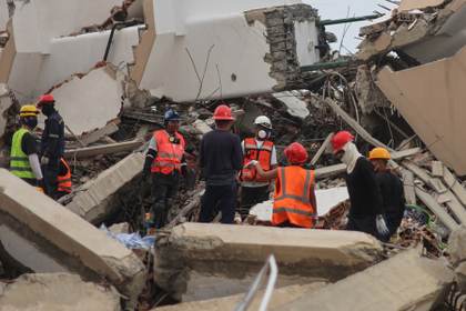 Los muertos por los terremotos en Venezuela suben 157 hasta los 4.490