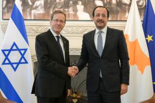 El presidente de Israel desea negociaciones con Líbano en Chipre