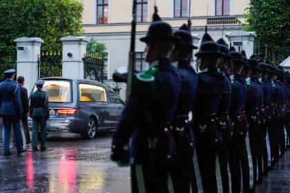 Harald de Noruega muere a los 89 años y Haakon VIII le sucede en un país inmerso en luto
