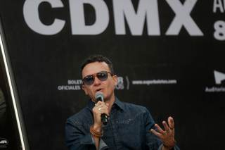 El colombiano Fonseca promete una exhibición de música tropical en Ciudad de México