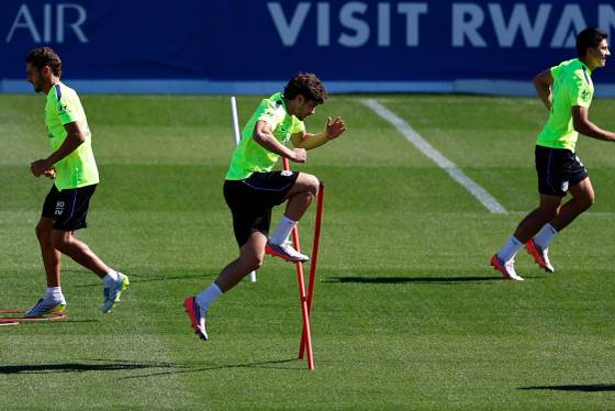 Julián Alvarez retoma los entrenamientos con el grupo en el Atlético